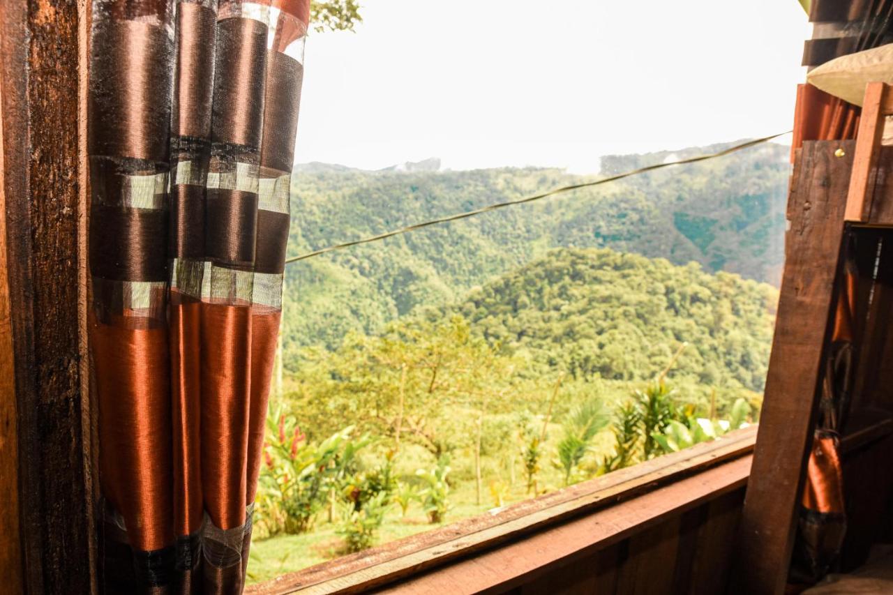 Pacuare Mountain Lodge Tres Equis エクステリア 写真