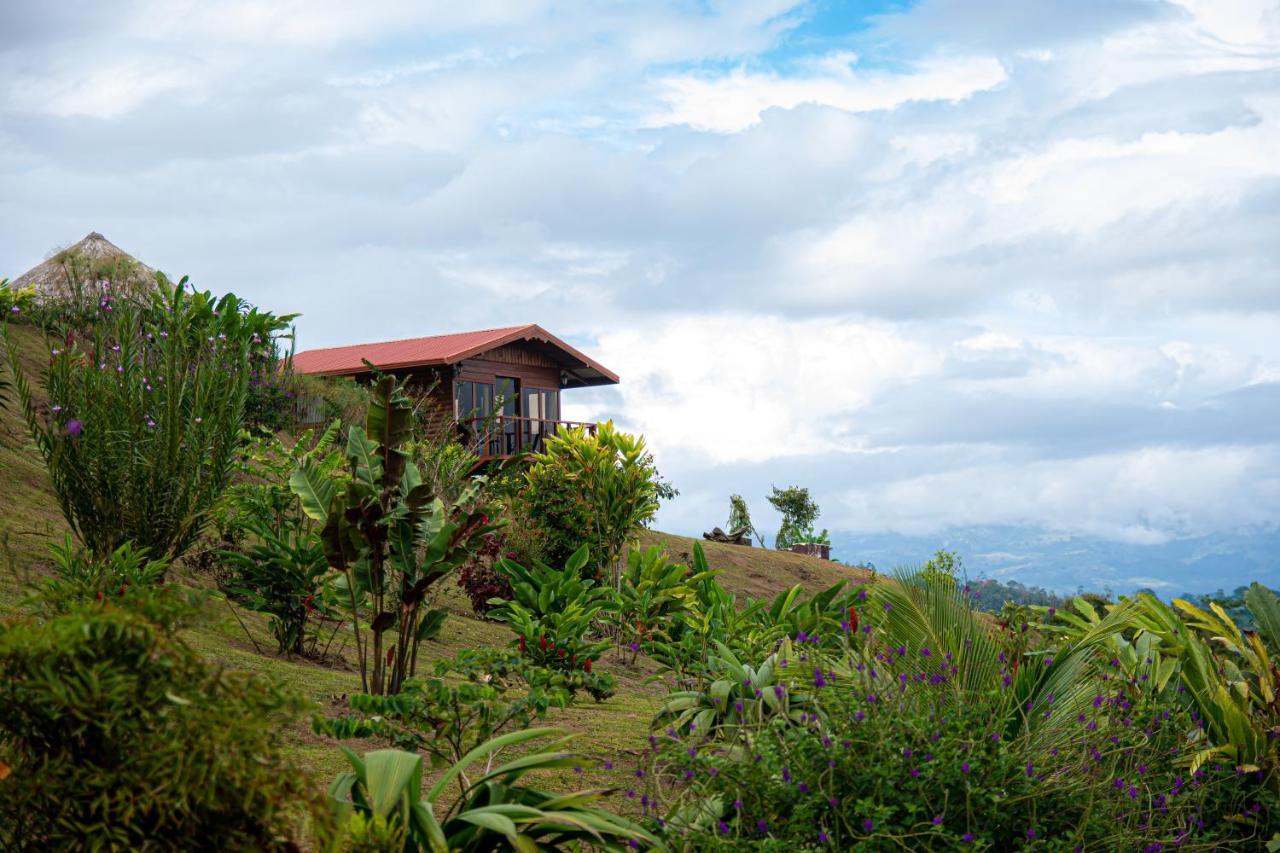 Pacuare Mountain Lodge Tres Equis エクステリア 写真